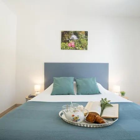 Le Diamanti-1 By Interhome