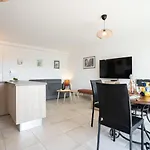 Le Diamanti-1 By Interhome Lejlighed