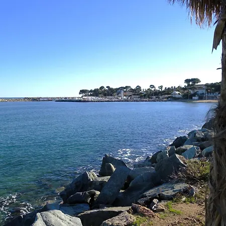 Le Diamanti-1 By Interhome Daire Saint Aygulf